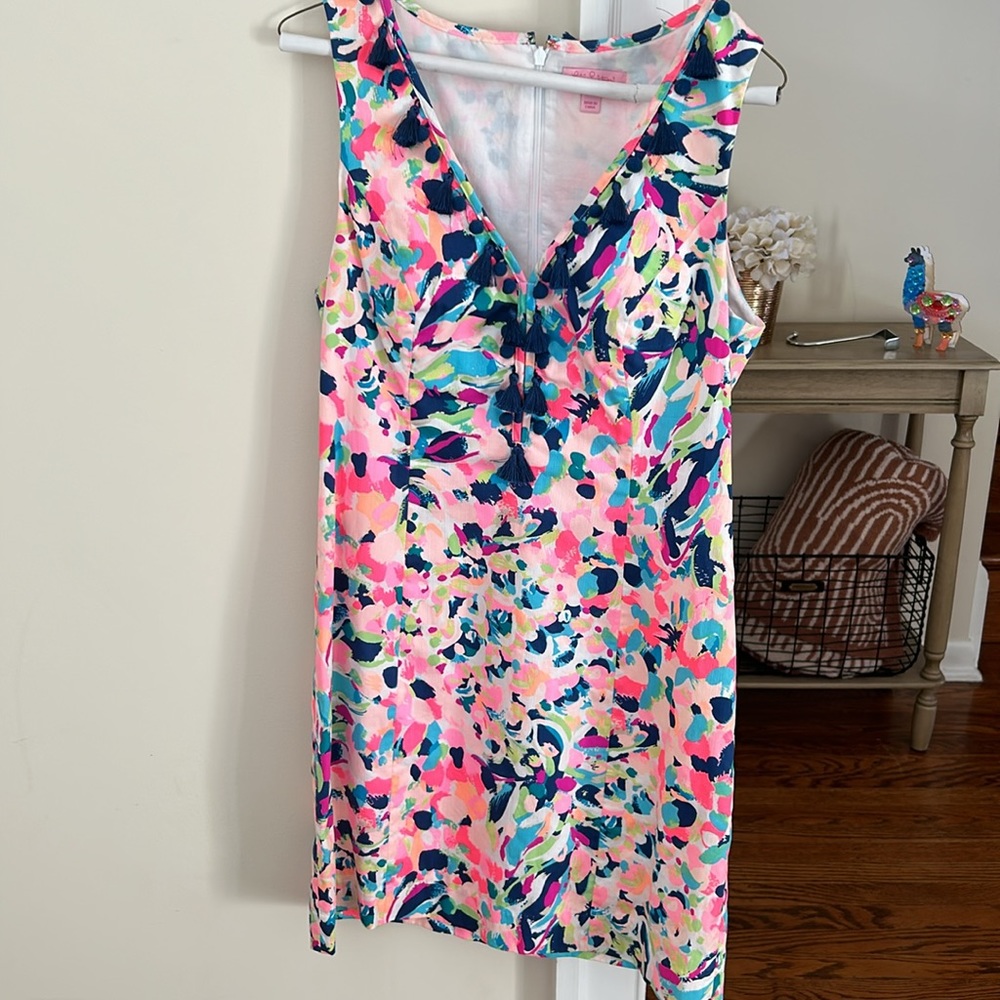 Lilly Pulitzer Pina Colada club print shift dress.
